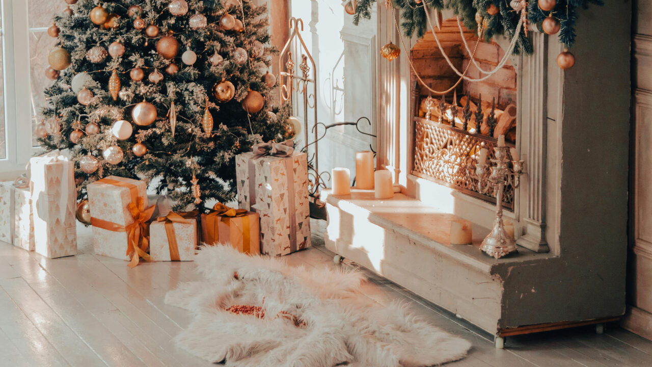 How to Decorate a Small Living Room for Christmas 2024 - Various Loft